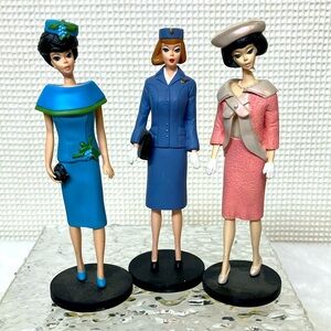 Barbie figurines (3)